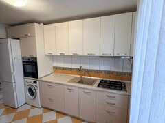 Inchiriere 2 Camere Decomandat – Metrou Romancierilor (Bloc Reabilitat)